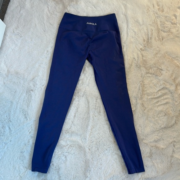 Sold out color Very Peri AUROLA Seamless Scrunch Leggings Tummy Control - Picture 5 of 6